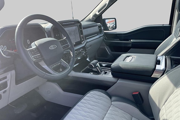 Ford F-150 7 of 16
