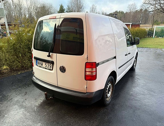Volkswagen Caddy 19 of 19