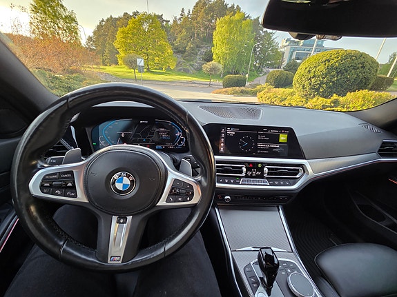 BMW 330e 6 of 20