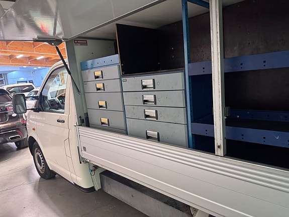 Volkswagen Transporter 8 of 12