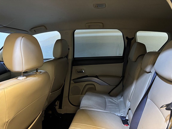 Mitsubishi Outlander 10 of 19