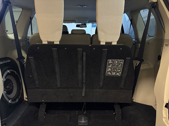 Mitsubishi Outlander 12 of 19