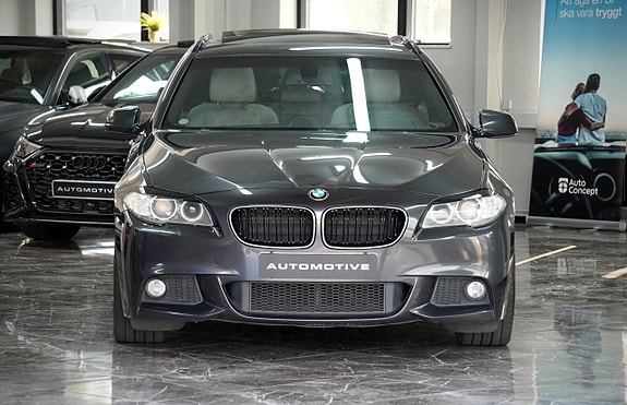 BMW 520 2 of 5
