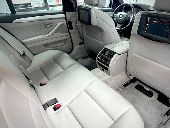 BMW 520 15 of 22