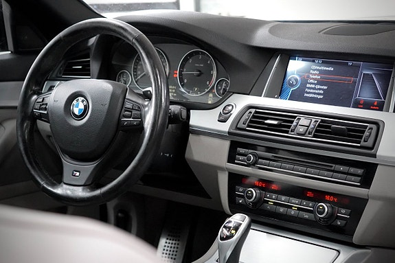 BMW 520 12 of 22
