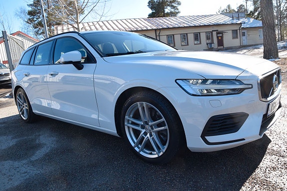 Volvo V60 3 of 26
