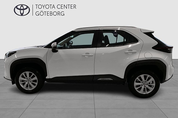 Toyota Yaris Cross 4 of 13