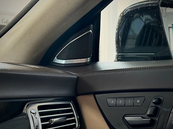 Mercedes-Benz CLS63 17 of 23