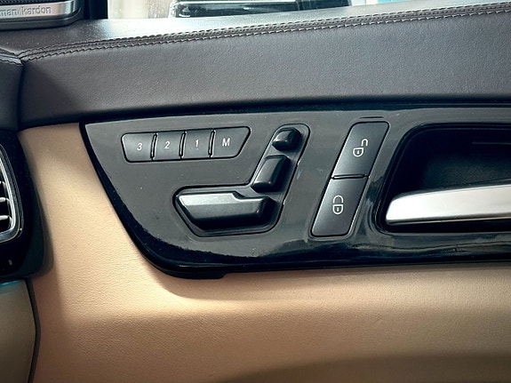 Mercedes-Benz CLS63 16 of 23