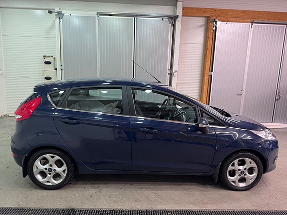 Ford Fiesta 13 of 13