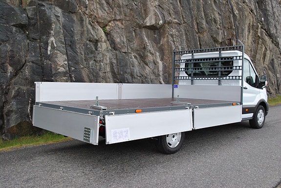 Ford Transit 2 of 5