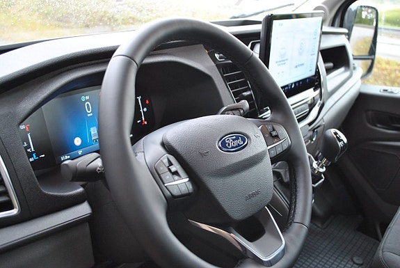 Ford Transit 8 of 20