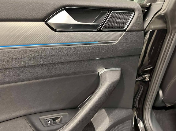 Volkswagen Arteon 25 of 27