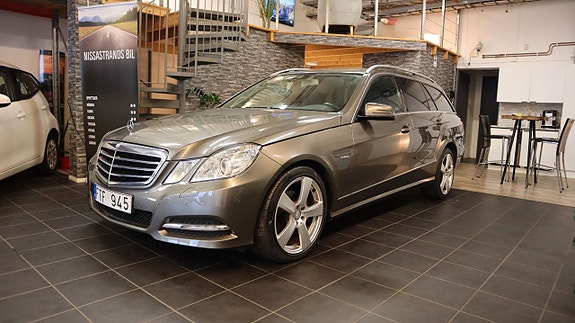 Mercedes-Benz E220