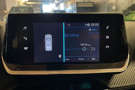 Peugeot 2008 15 of 17