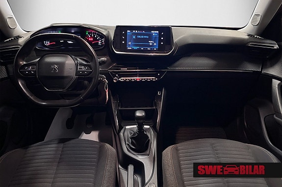 Peugeot 2008 12 of 17