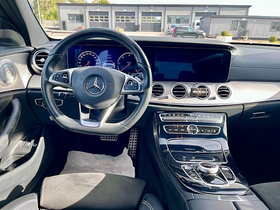 Mercedes-Benz E220 d 12 of 28