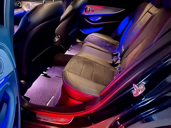 Mercedes-Benz E220 d 27 of 28