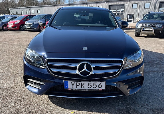 Mercedes-Benz E220 d 10 of 28