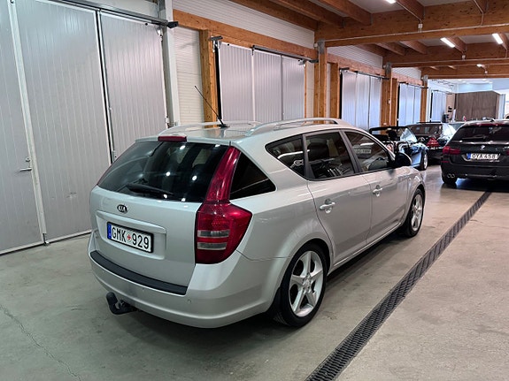 Kia Ceed 12 of 15