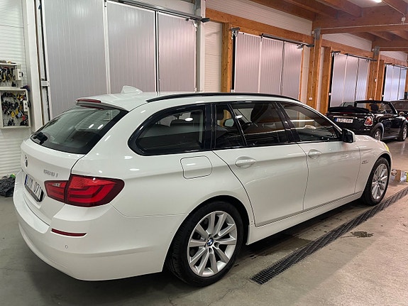 BMW 528 14 of 18