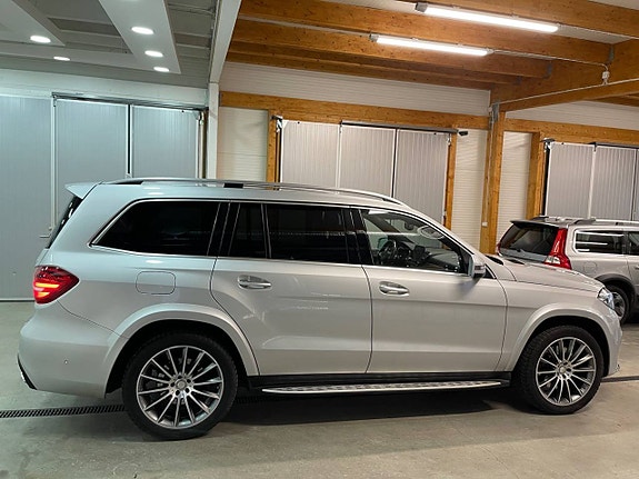 Mercedes-Benz GLS350 d 10 of 28