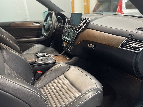 Mercedes-Benz GLS350 d 21 of 28