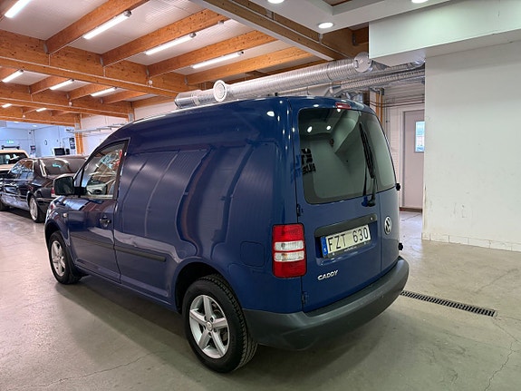 Volkswagen Caddy 9 of 15