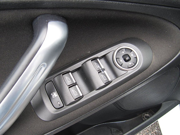 Ford S-MAX 11 of 11