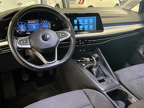 Volkswagen Golf VIII 5 of 12