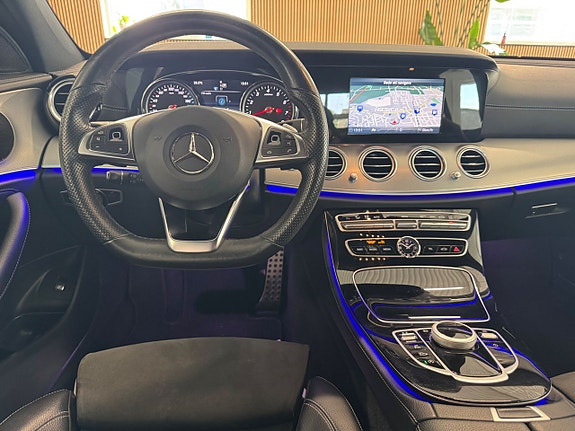 Mercedes-Benz E200 12 of 21