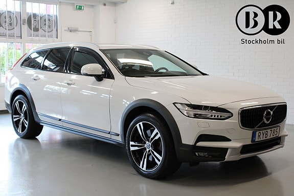 Volvo V90 Cross Country