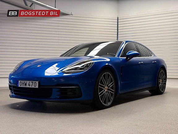 Porsche Panamera 4S 3 of 5