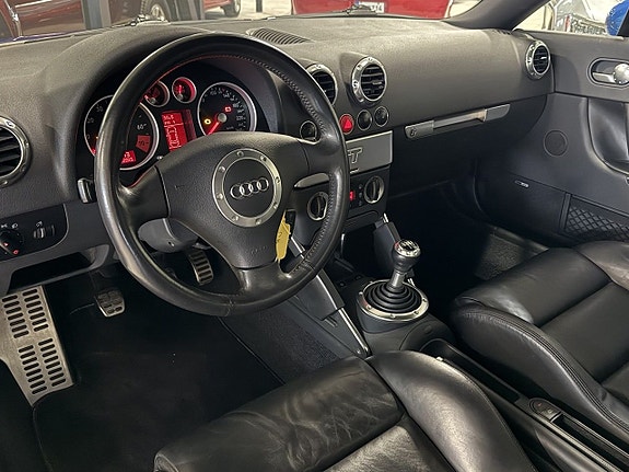 Audi TT 5 of 5