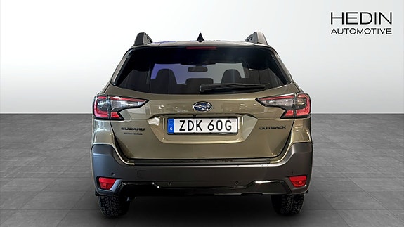 Subaru Outback 7 of 12