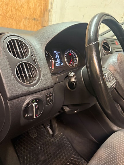 Volkswagen Golf Plus 17 of 27