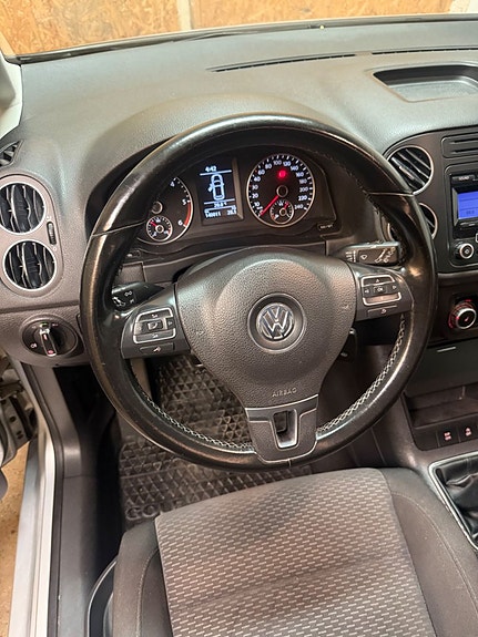 Volkswagen Golf Plus 27 of 27
