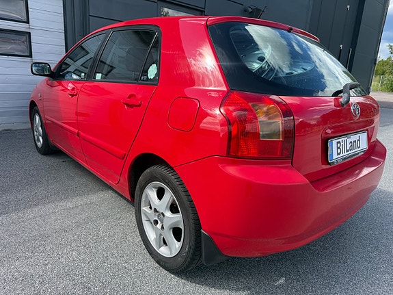 Toyota Corolla 4 of 8
