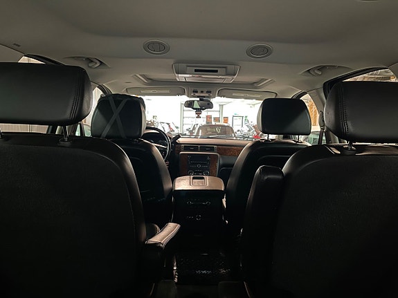 Chevrolet Tahoe 8 of 30
