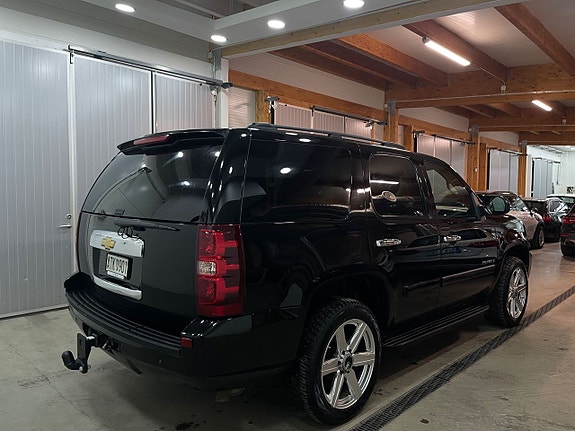 Chevrolet Tahoe 11 of 30
