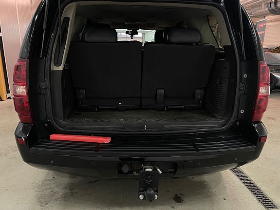 Chevrolet Tahoe 7 of 30