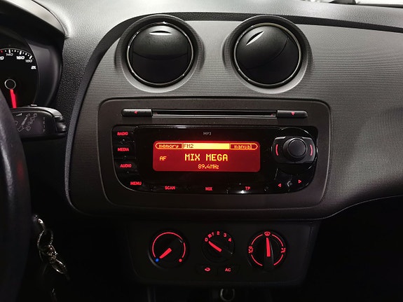 Seat Ibiza 17 of 17