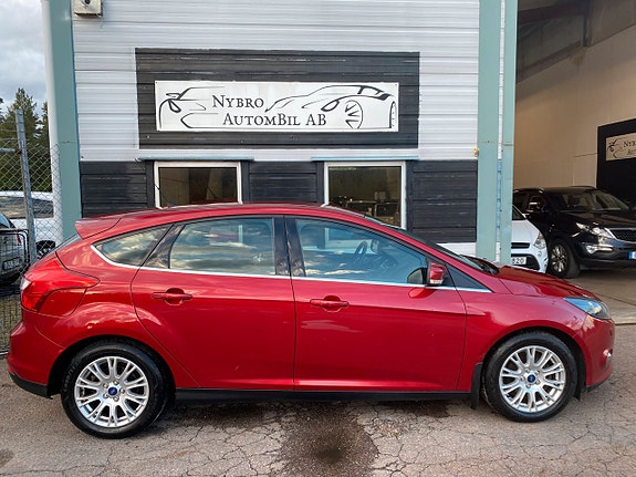 Ford Focus 2 of 5
