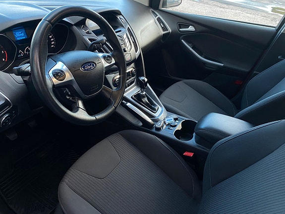 Ford Focus 7 of 15