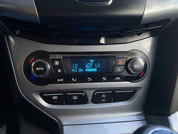 Ford Focus 10 of 15