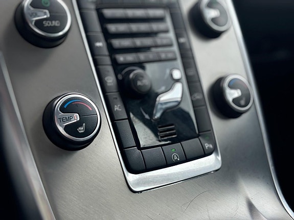 Volvo V70 19 of 26