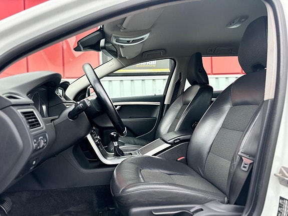 Volvo V70 23 of 26