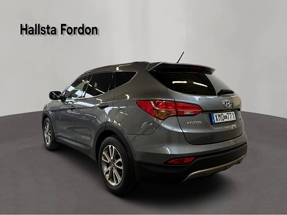 Hyundai Santa Fe 4 of 17
