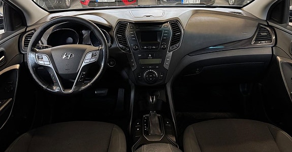 Hyundai Santa Fe 7 of 17
