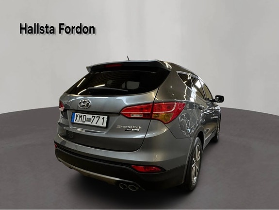 Hyundai Santa Fe 6 of 17